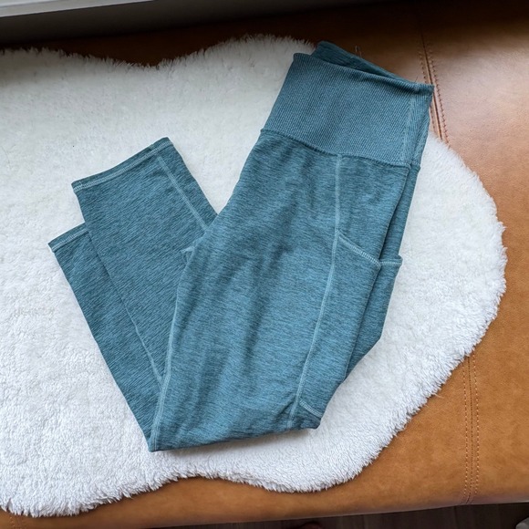 Crop Leggings with Pockets High Waisted Activewear Athletic Yoga Pants - Picture 7 of 7